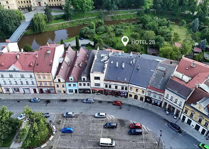 Hotel 28